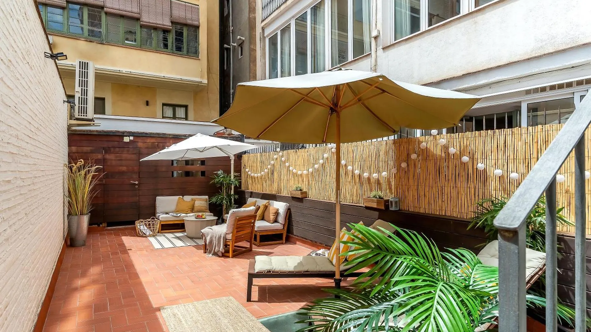 Canela Homes Barcelona Art Spanien